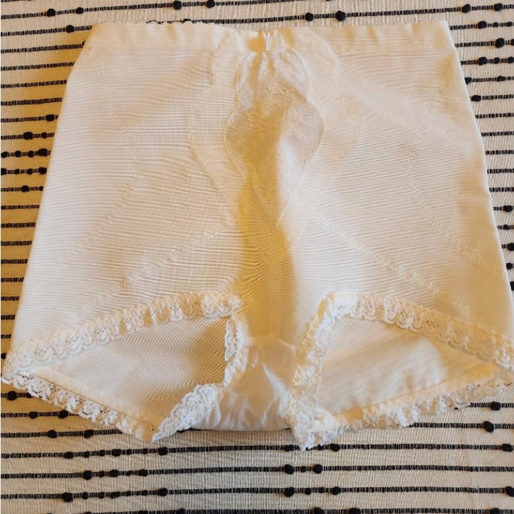 TRIUMPH Vintage Control Panties